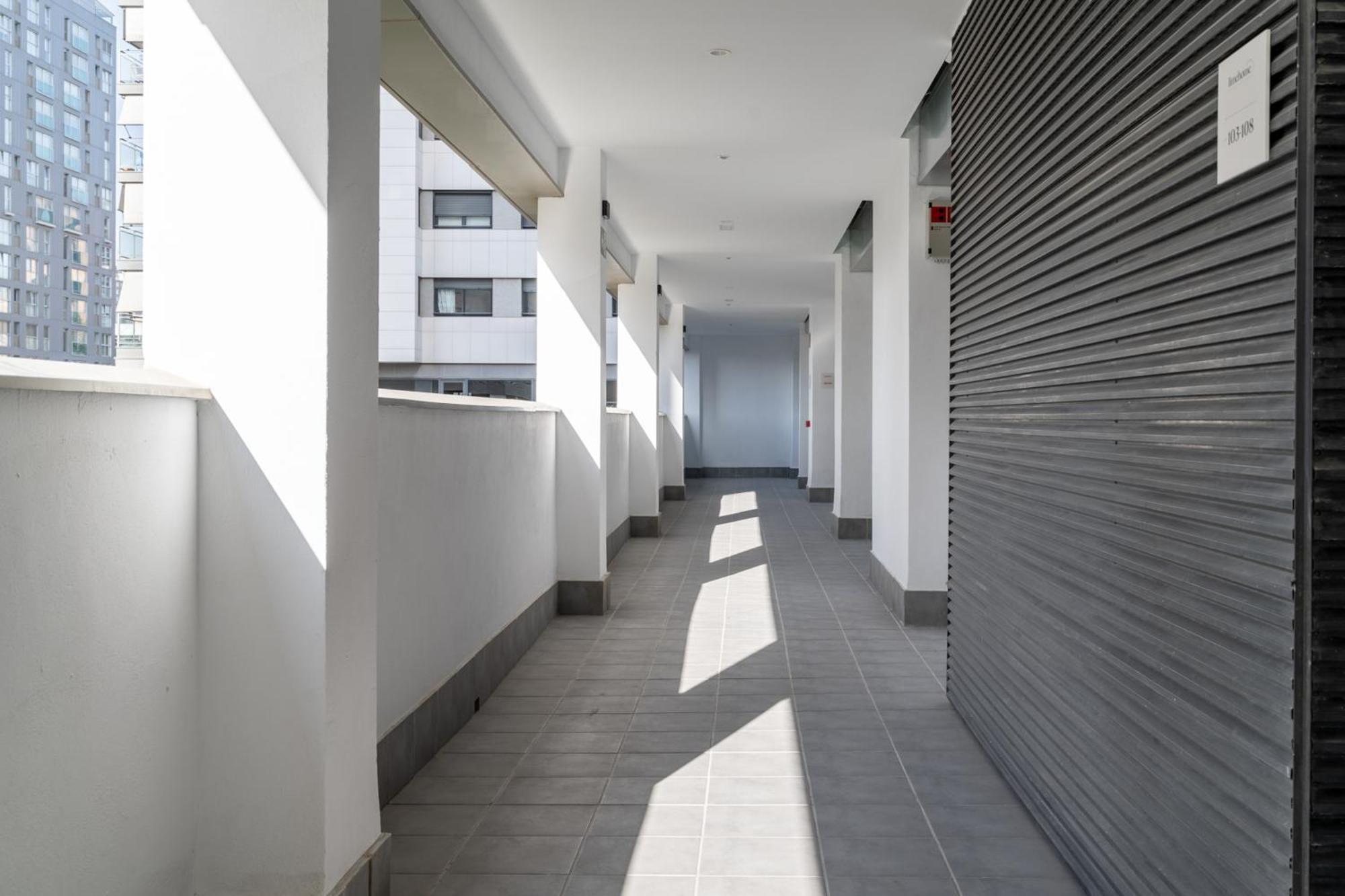 Limehome Valencia Carrer D'Antonio Ferrandis Bagian luar foto