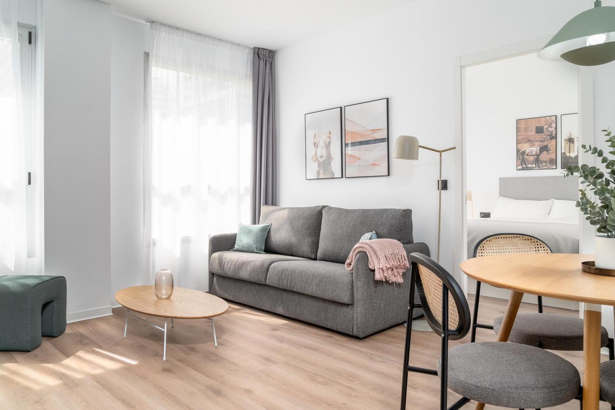 Limehome Valencia Carrer D'Antonio Ferrandis Bagian luar foto