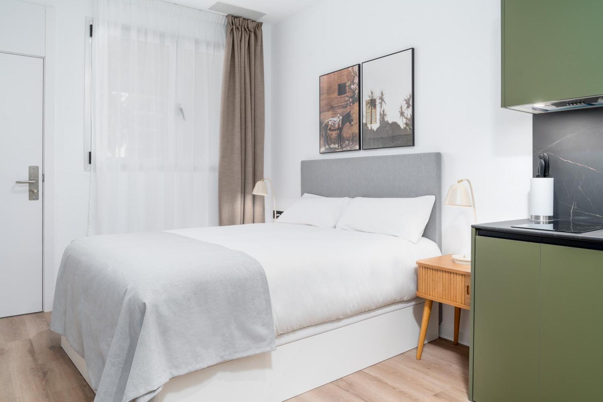 Limehome Valencia Carrer D'Antonio Ferrandis Bagian luar foto