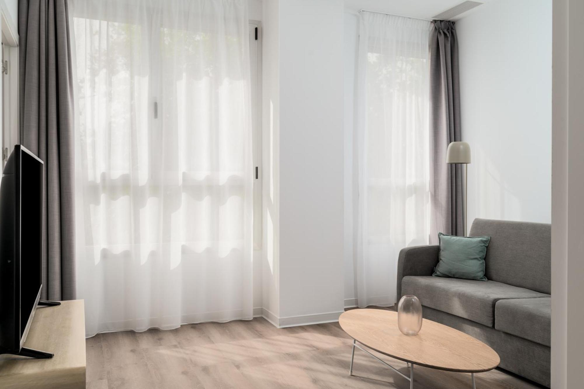 Limehome Valencia Carrer D'Antonio Ferrandis Ruang foto